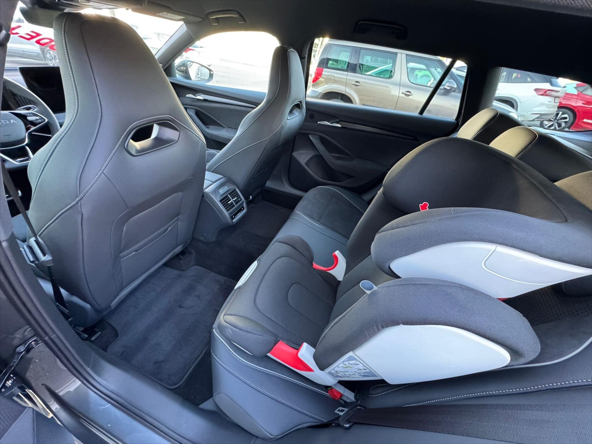 Škoda Superb Kombi 2,0 l 110 kw