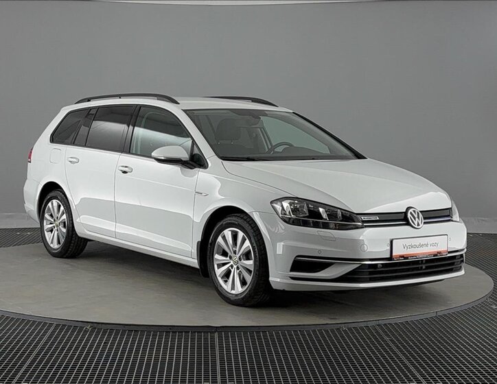 Volkswagen Golf Kombi 1,5 l 96 kw