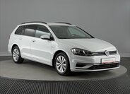 Volkswagen Golf Kombi 1,5 l 96 kw