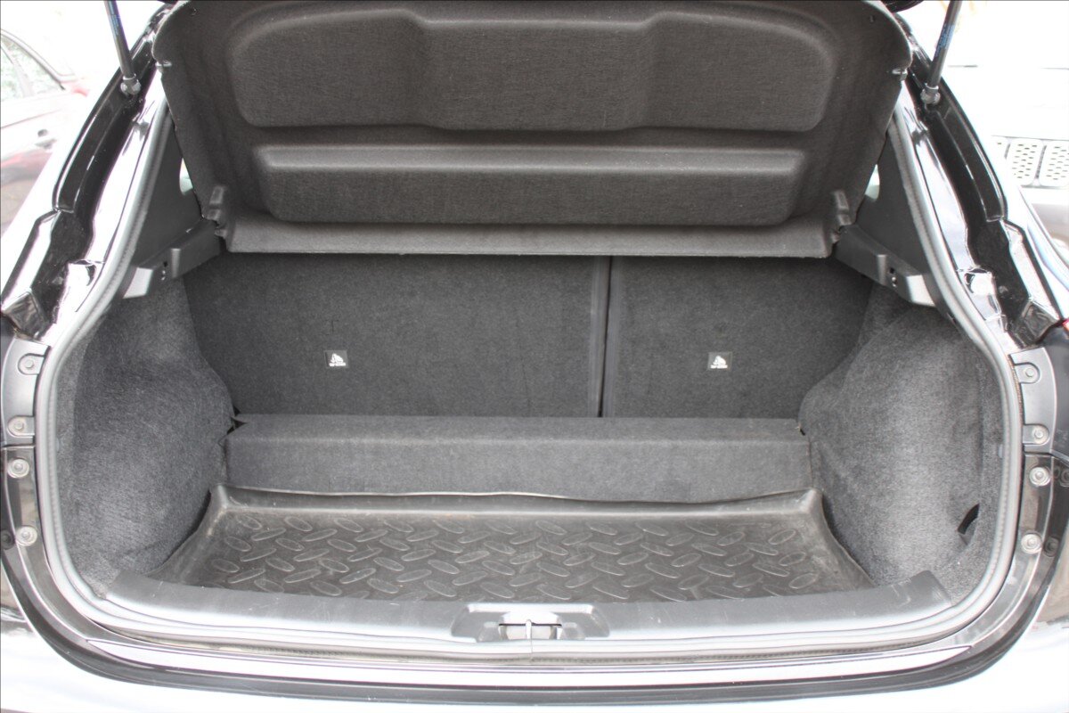 Nissan Qashqai SUV / Terénní 1,3 l 103 kw