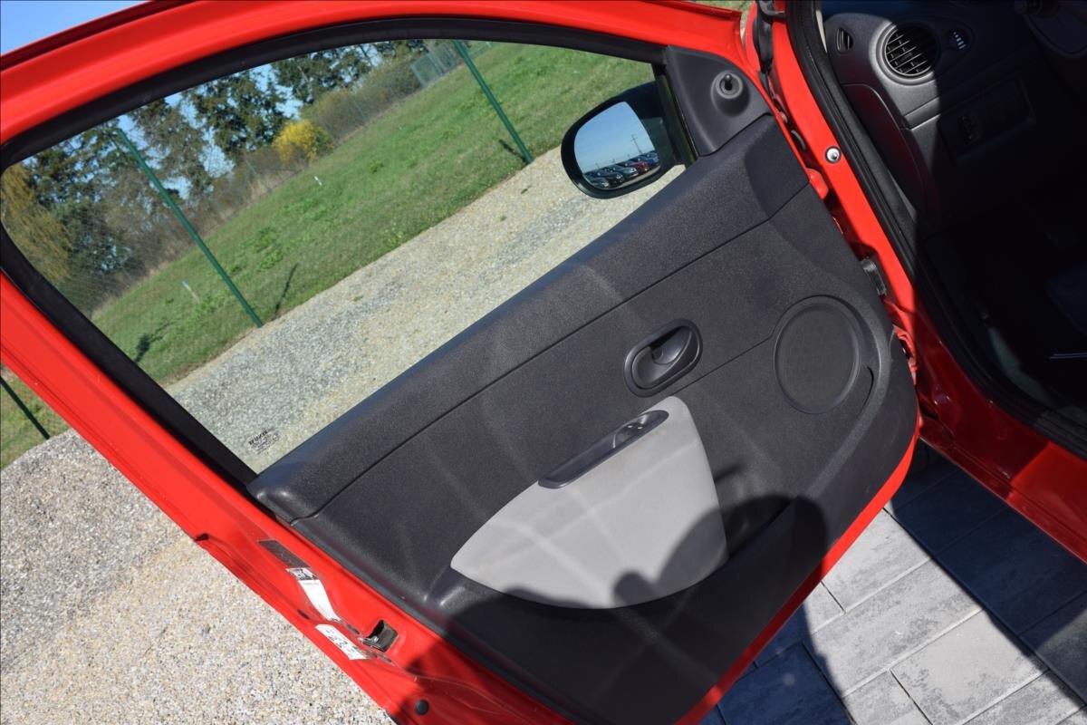 Renault Clio Kombi 1,1 l 74 kw