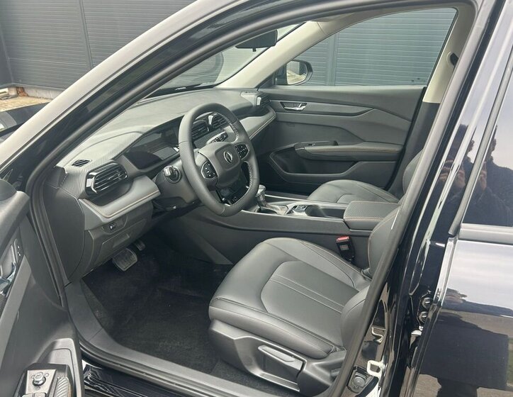 Dongfeng Ostatní Kombi 1,5 l 85 kw