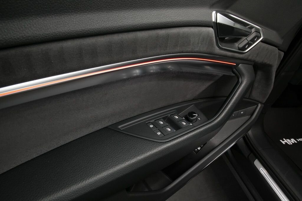 Audi e-tron SUV 0,0 300 kw