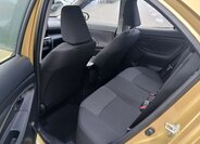 Toyota Yaris Cross 12