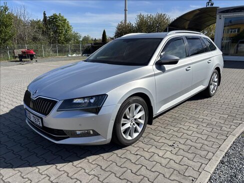 Škoda Superb Kombi 1,5 l 110 kw