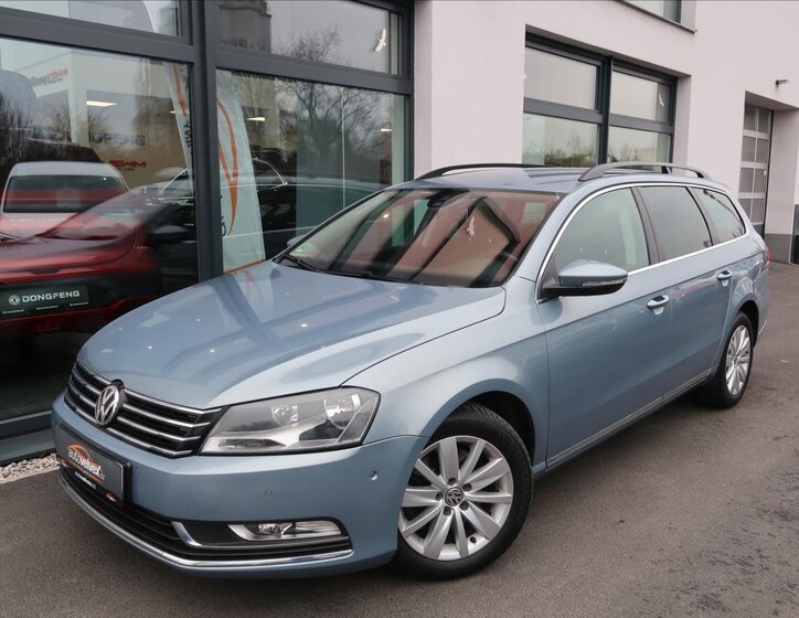 Volkswagen Passat Kombi 2,0 l 103 kw