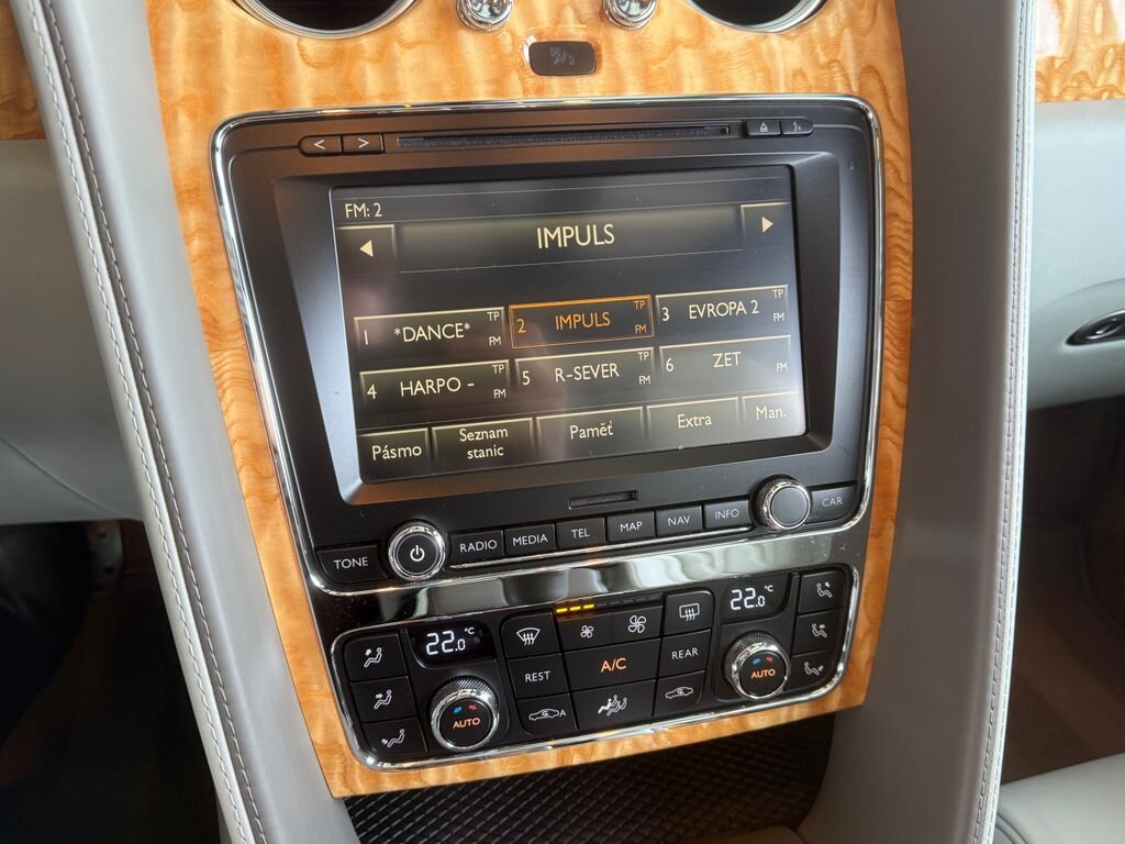 Bentley Continental GTC Kabriolet 4,0 l 373 kw