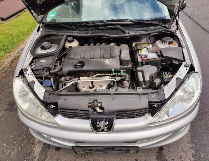 Peugeot 206 26