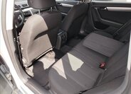 Volkswagen Passat Kombi 2,0 l 103 kw