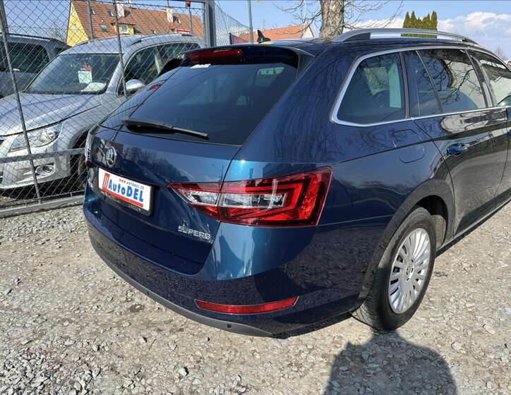 Škoda Superb Kombi 2,0 l 110 kw