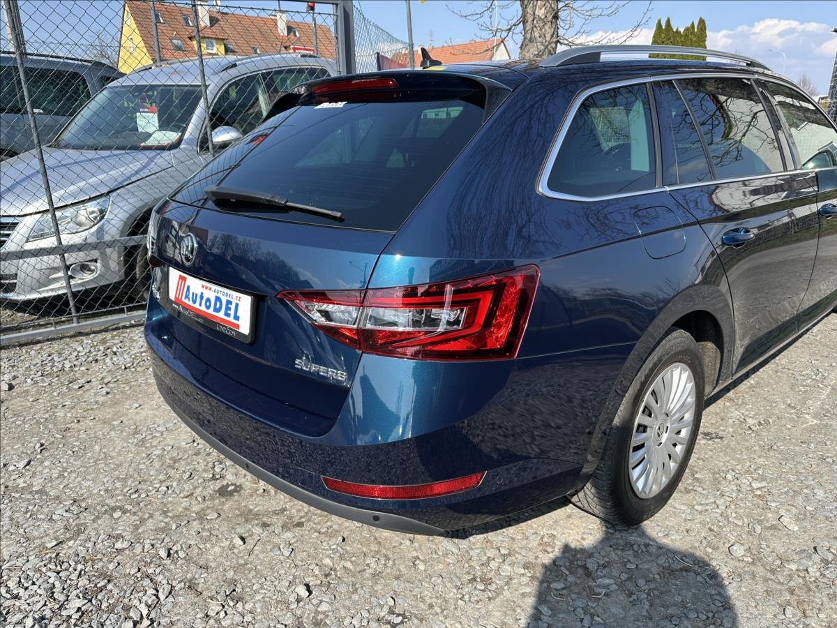 Škoda Superb Kombi 2,0 l 110 kw