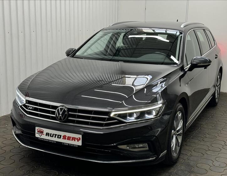 Volkswagen Passat 1