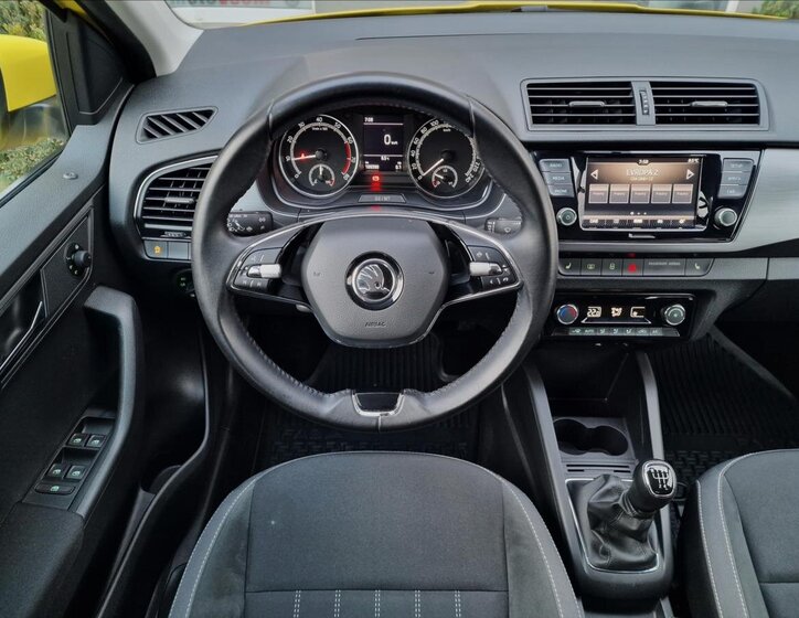 Škoda Fabia 12
