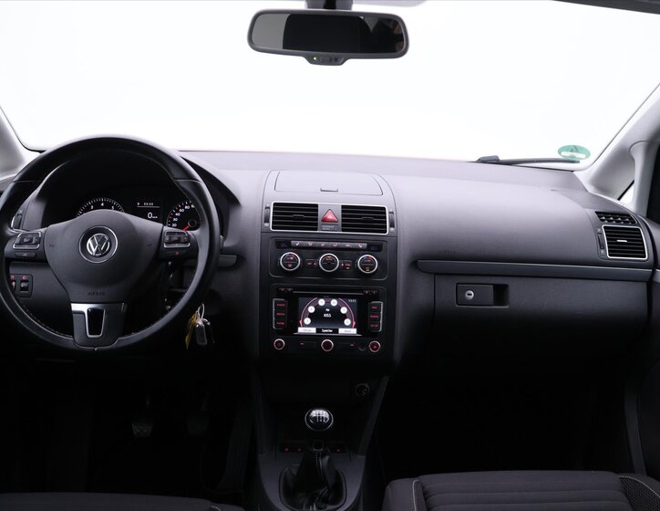 Volkswagen Touran MPV 1,2 l 77 kw