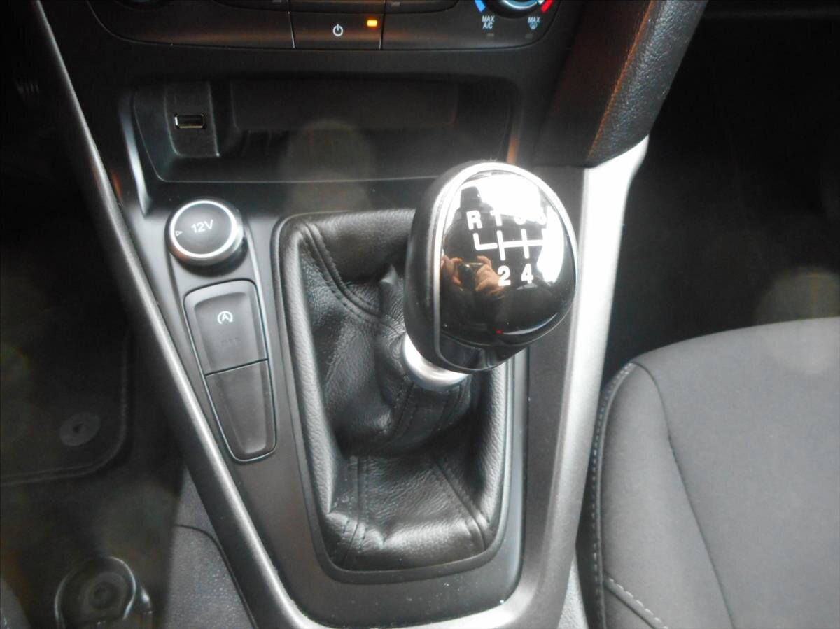 Ford Focus Kombi 1,5 l 70 kw