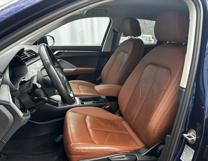 Audi Q3 Kombi 2,0 l 147 kw