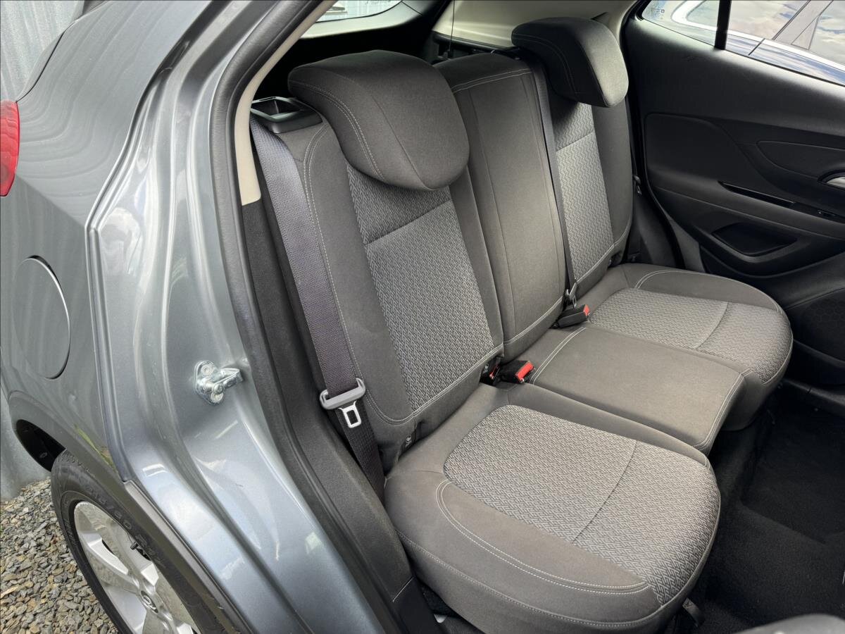 Opel Mokka SUV / Terénní 1,6 l 81 kw
