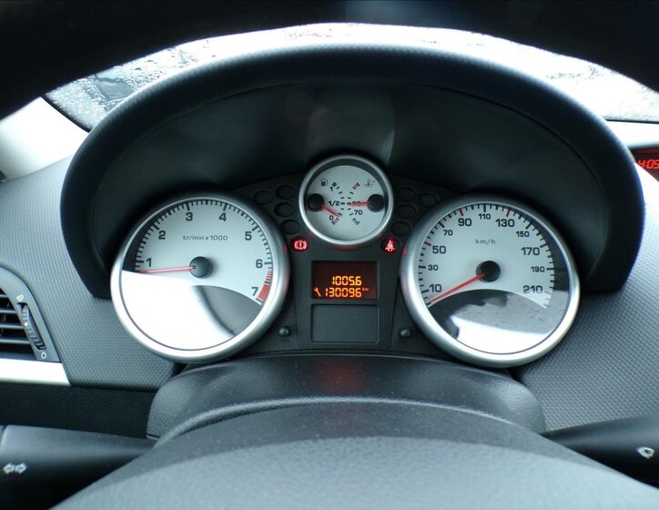 Peugeot 207 Hatchback 1,4 l 70 kw