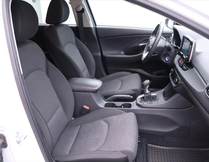 Hyundai i30 Kombi 998,0 88 kw