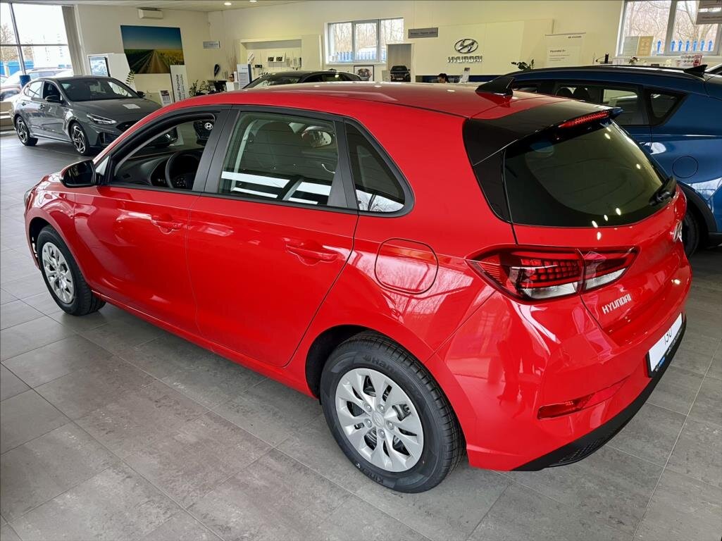 Hyundai i30 Hatchback 1,5 l 71 kw