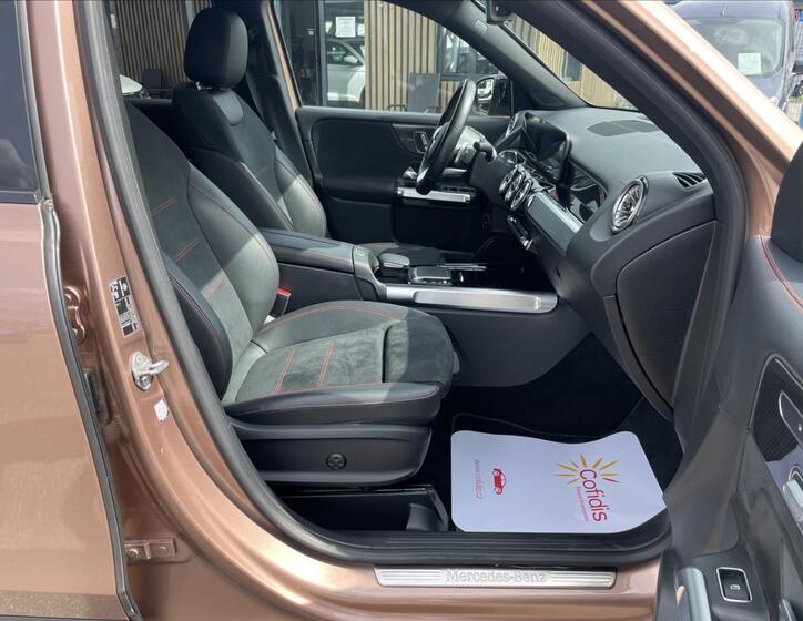 Mercedes-Benz GLB 27