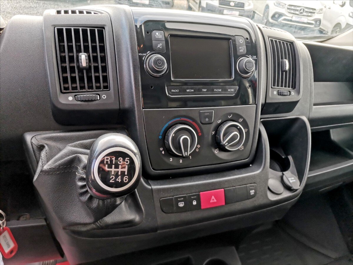 Peugeot Boxer Ostatní 2,0 l 120 kw