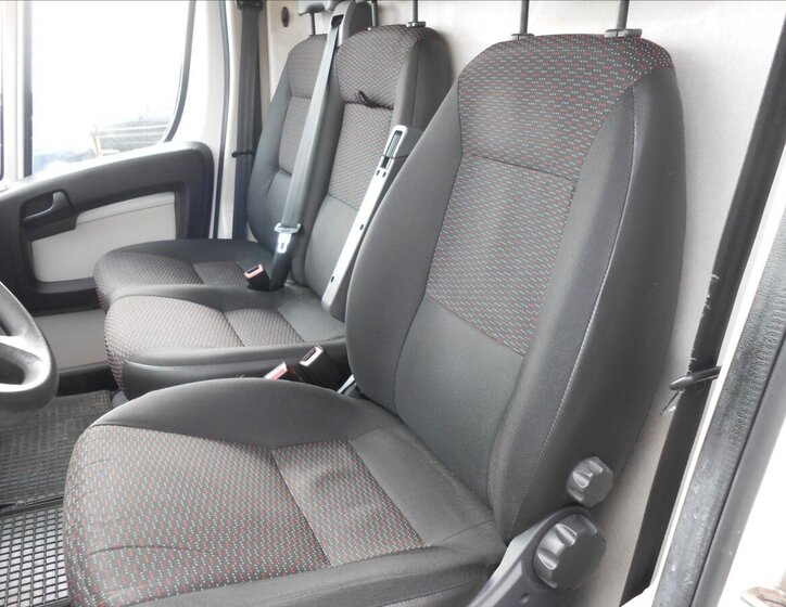 Peugeot Boxer Skříň 2,0 l 96 kw