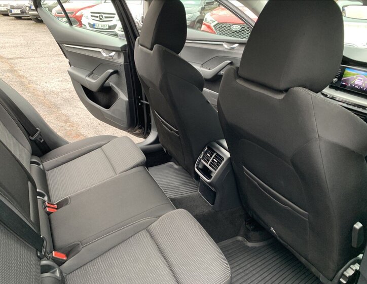 Škoda Octavia Sedan / Limuzína 999,0 81 kw