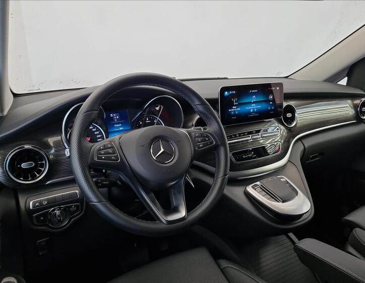 Mercedes-Benz Třídy V 9