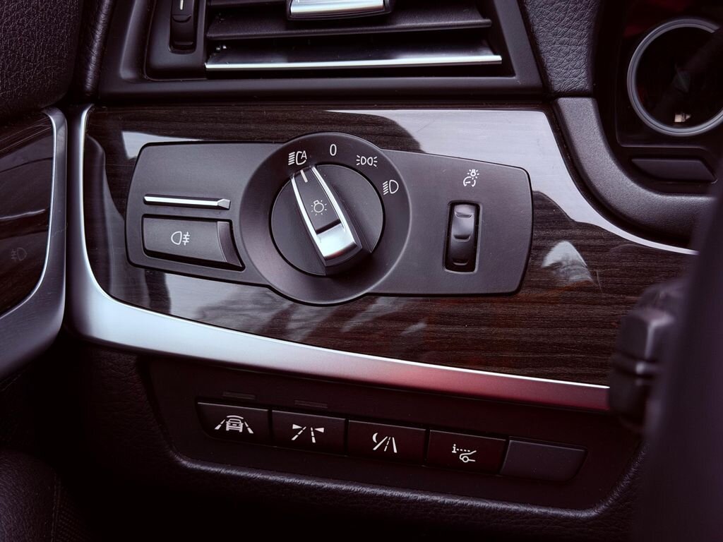 BMW Řada 5 Kombi 3,0 l 190 kw