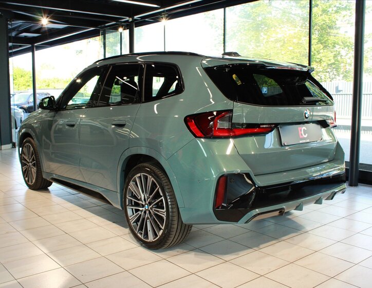 BMW X1 SUV 2,0 l 145 kw