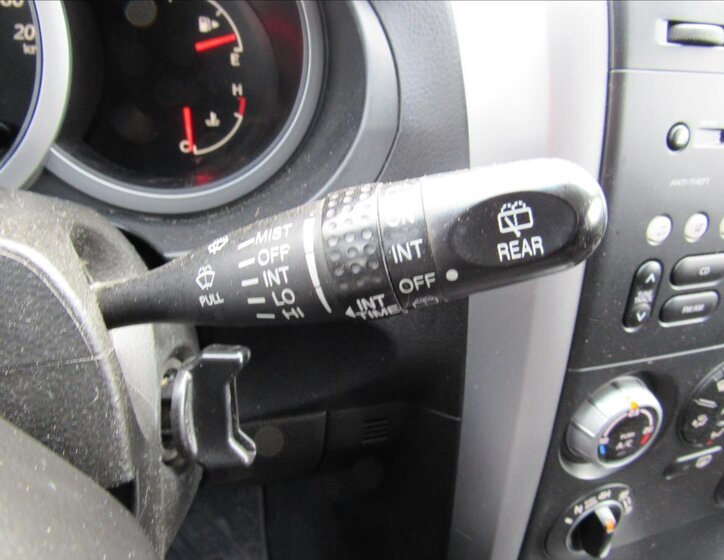 Suzuki Grand Vitara SUV 2,0 l 103 kw