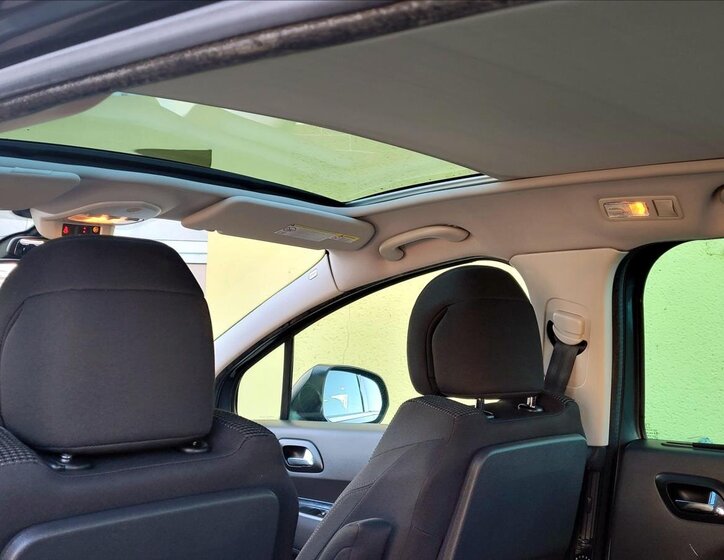 Peugeot 5008 MPV 1,6 l 115 kw