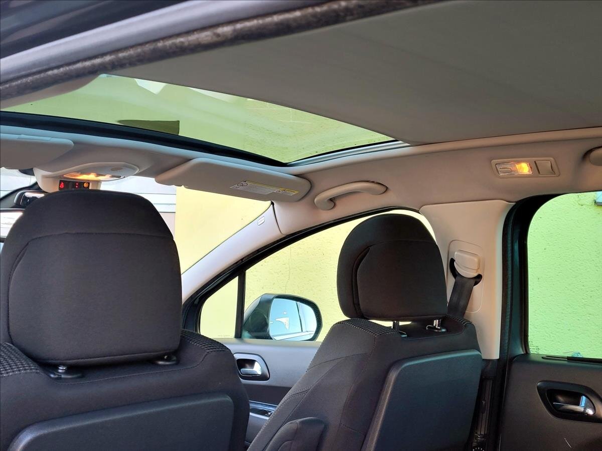 Peugeot 5008 MPV 1,6 l 115 kw