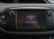 Toyota Yaris 16