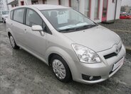 Toyota Corolla Verso 1