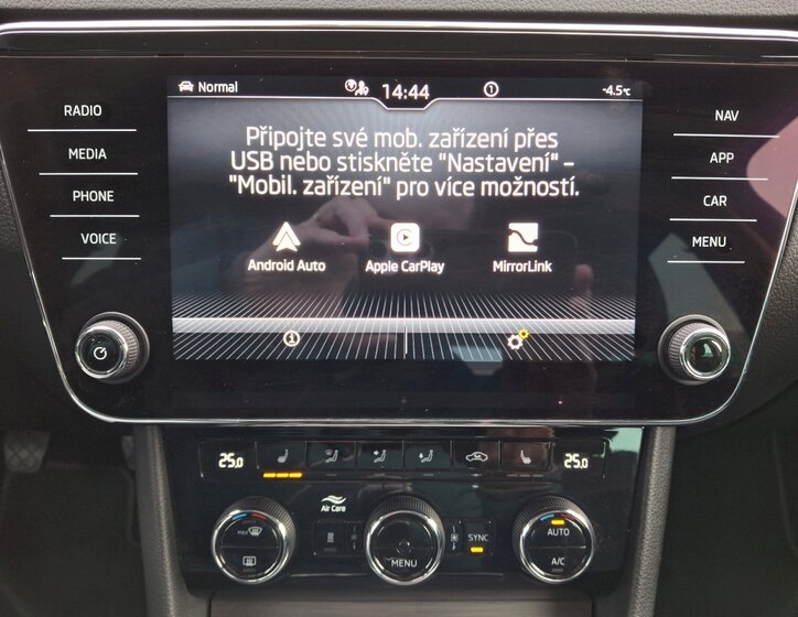 Škoda Superb Liftback 1,5 l 110 kw