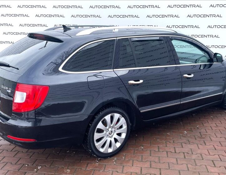 Škoda Superb Kombi 2,0 l 103 kw