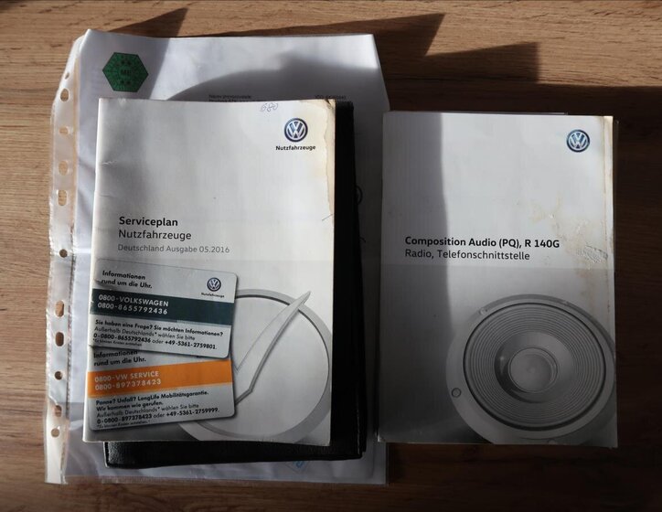 Volkswagen Transporter 24