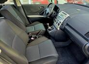 Toyota Corolla Verso 12