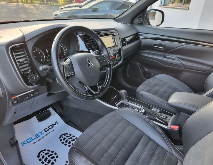 Mitsubishi Outlander 9