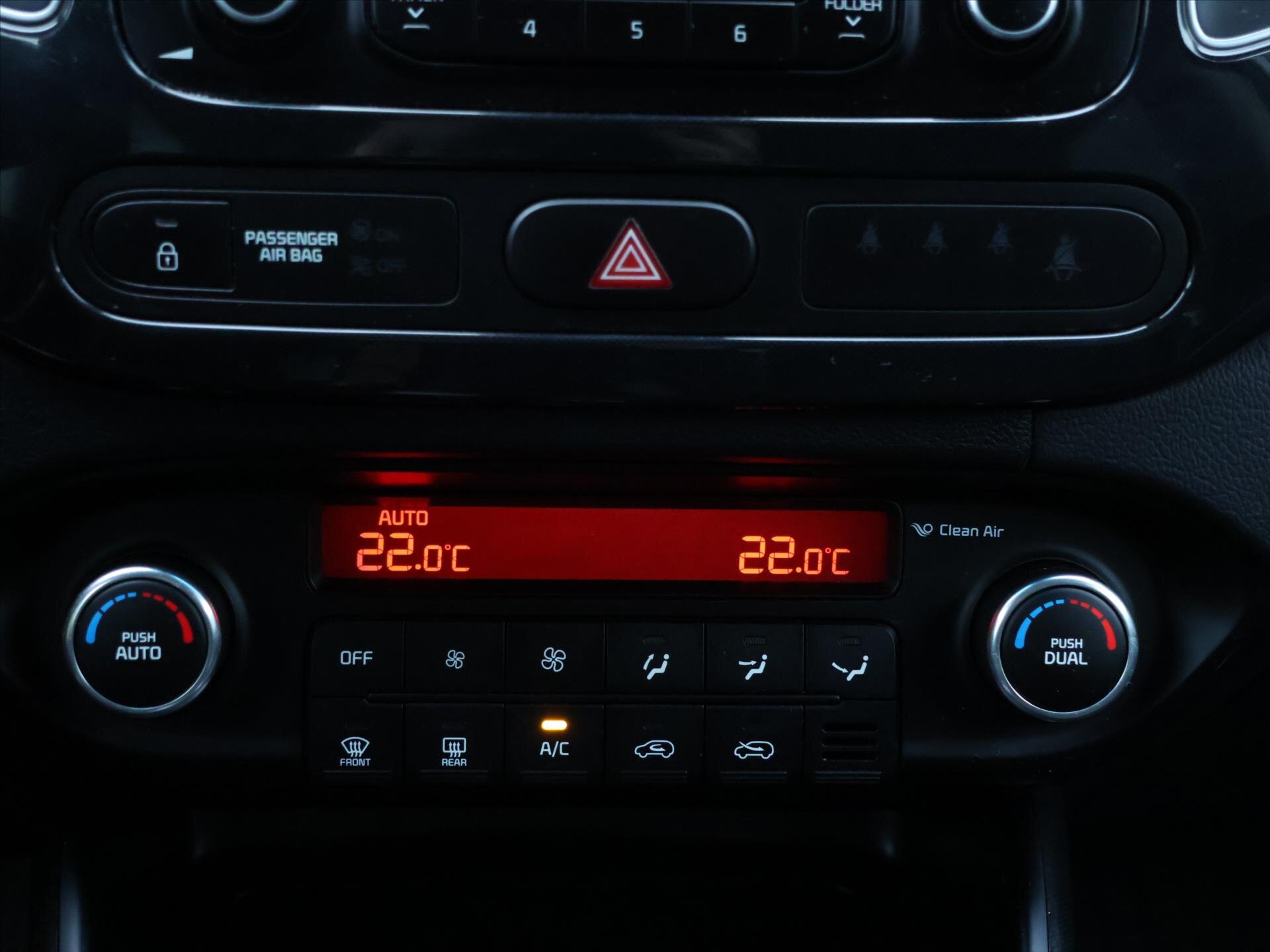 KIA Carens MPV 1,7 l 85 kw