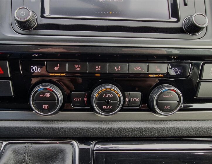 Volkswagen Multivan Kombi 2,0 l 146 kw