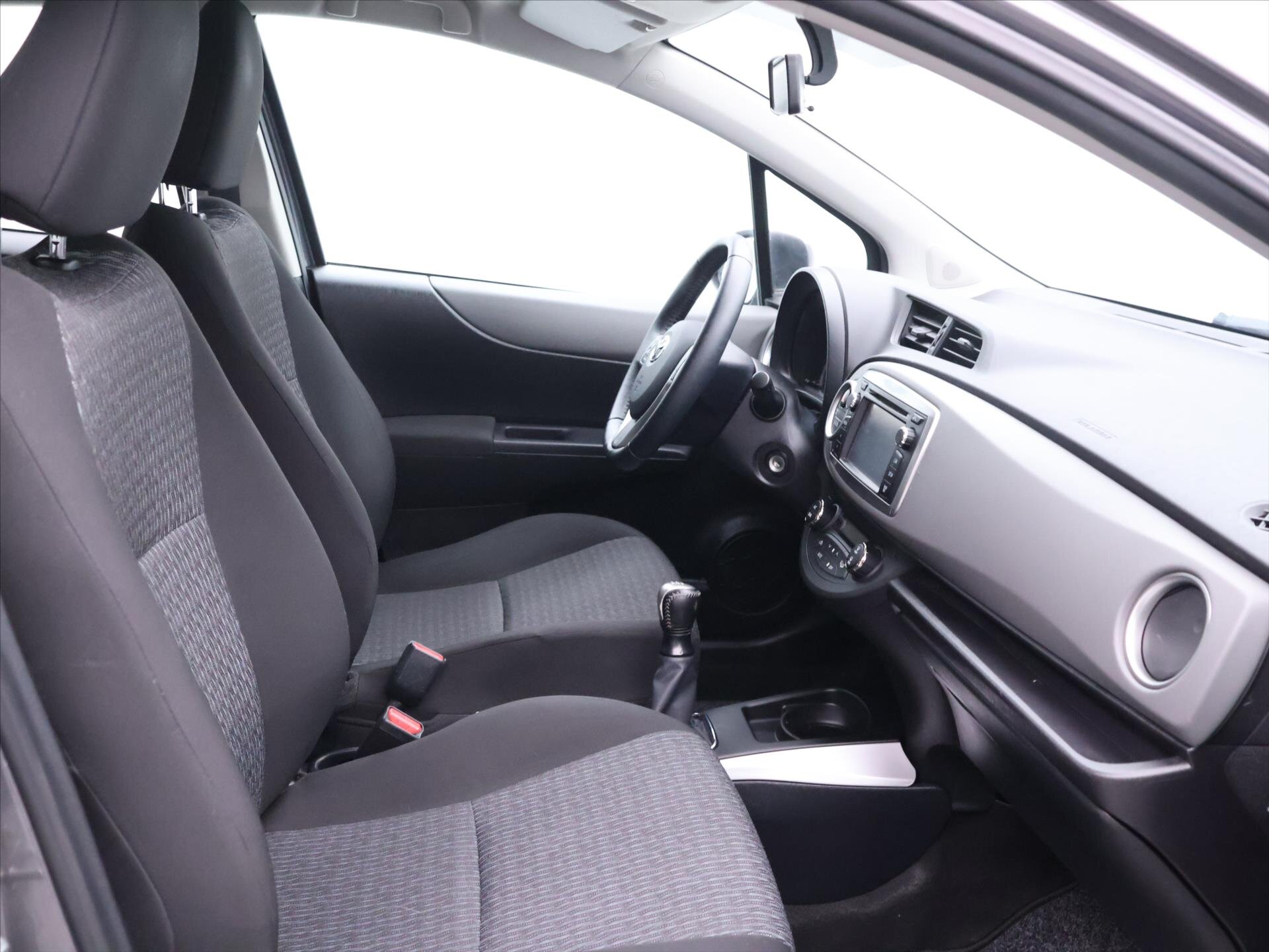 Toyota Yaris Hatchback 998,0 51 kw