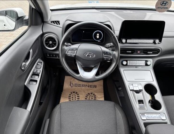 Hyundai Kona SUV / Terénní 0,0 150 kw