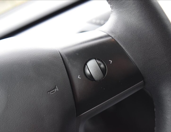 Tesla Model 3 Sedan 0,0 366 kw