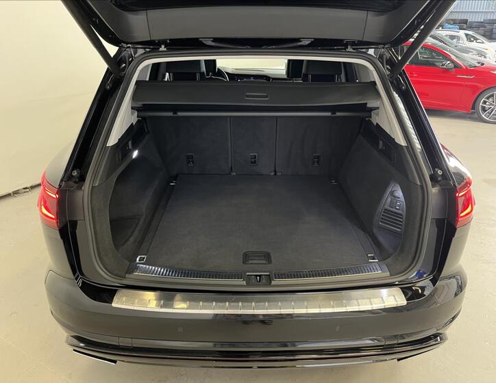 Volkswagen Touareg 30