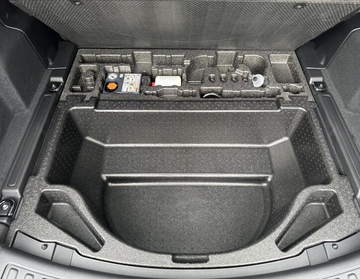 Land Rover Discovery Sport 12