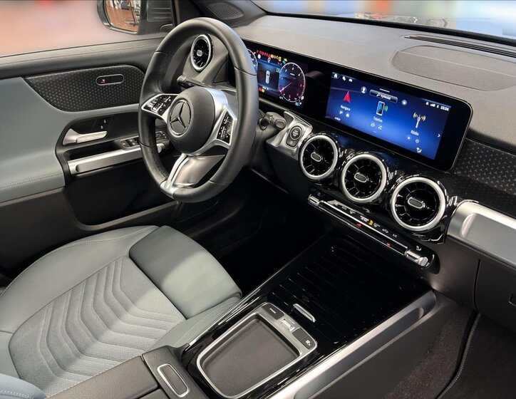 Mercedes-Benz GLB SUV / Terénní 2,0 l 85 kw