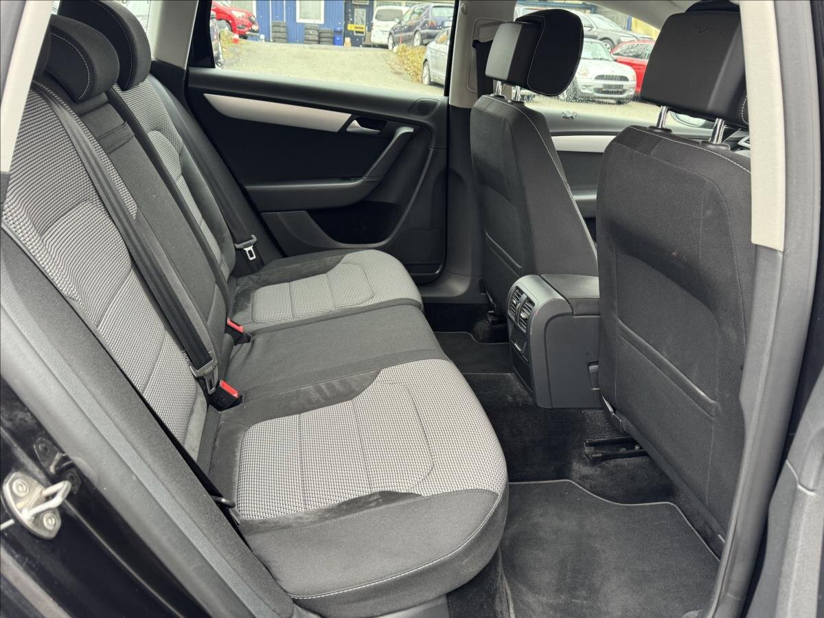 Volkswagen Passat Kombi 2,0 l 125 kw